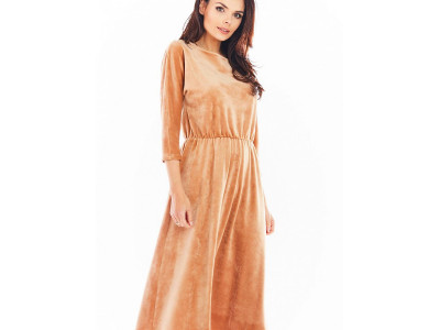 Вечерна рокля Модел 150737 awama