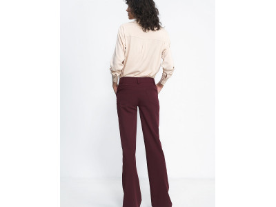 Дамски панталон модел 187963 Nife