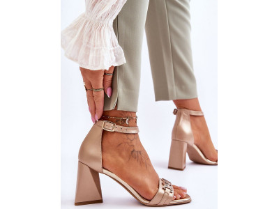 Дамски сандали с ток модел 179839 Step in style