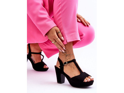 Дамски сандали с ток модел 181851 Step in style